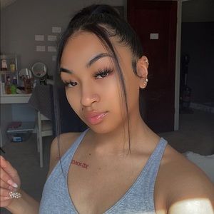 Meet your Posher, Jade